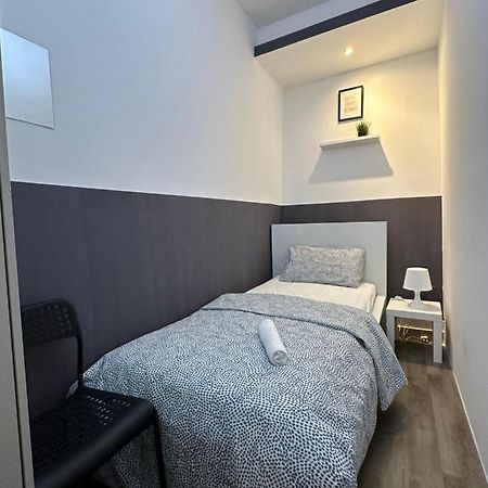 Traveller Partition Room In Al Barsha 1 Near Metro Dubai Exteriör bild