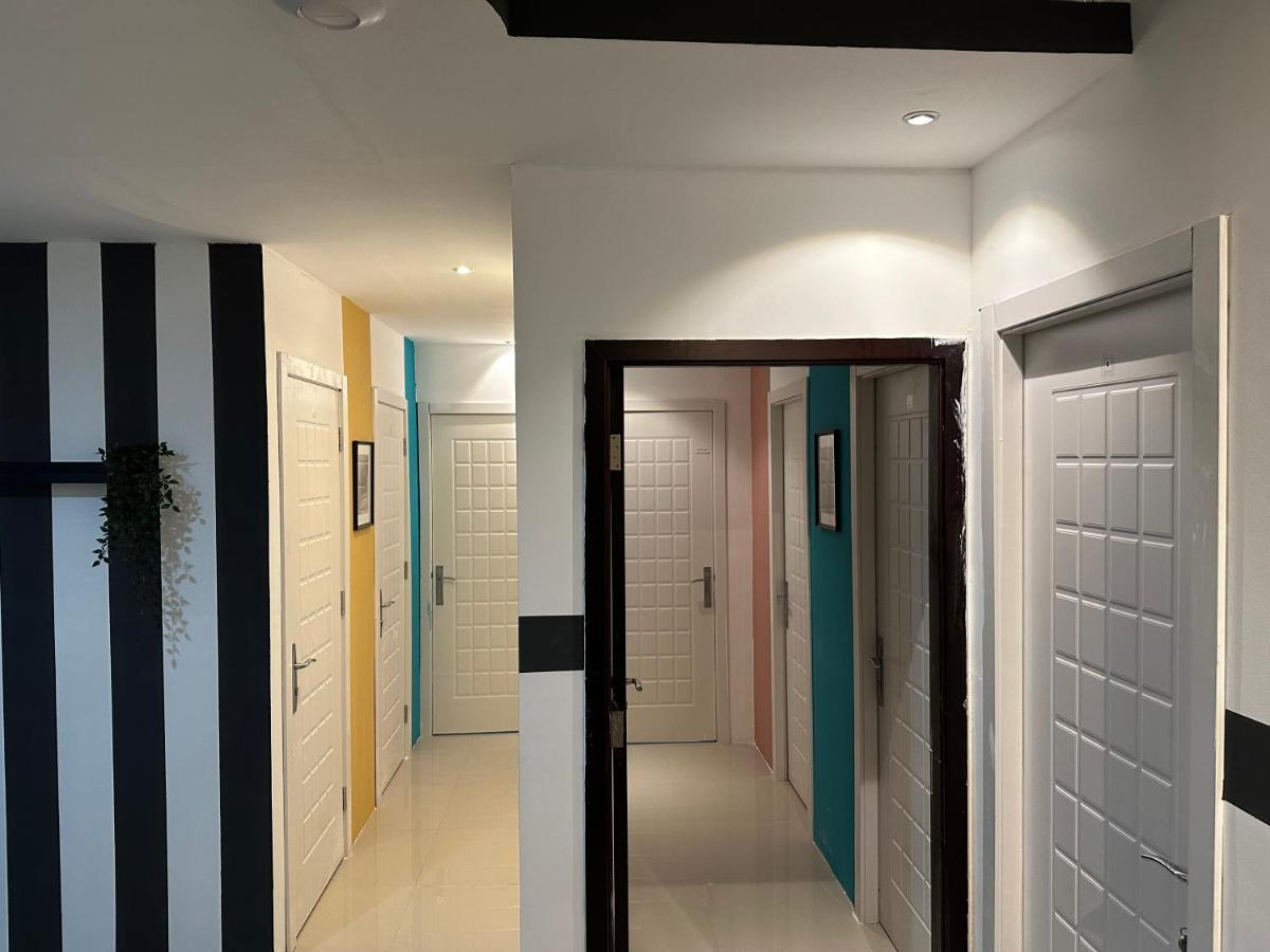 Traveller Partition Room In Al Barsha 1 Near Metro Dubai Exteriör bild