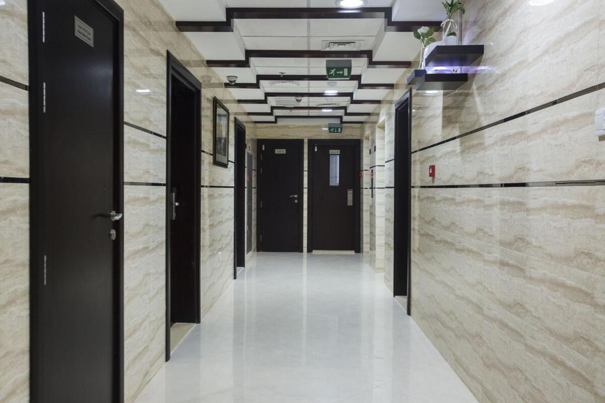 Traveller Partition Room In Al Barsha 1 Near Metro Dubai Exteriör bild